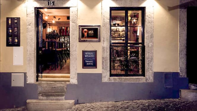 Pub Português - Lisboa - 9