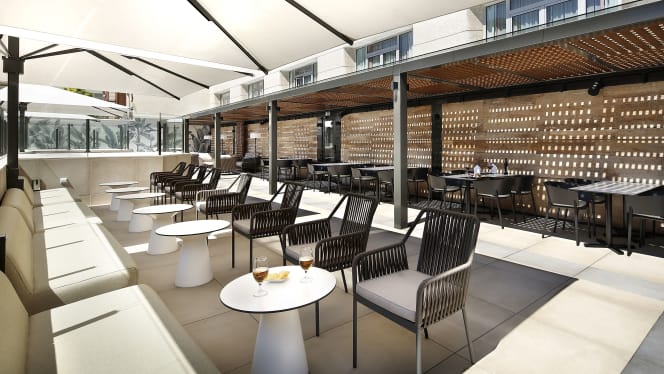 Café Lugano (Restaurant & Bar) - 8