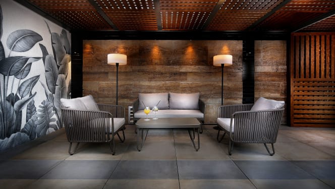 Café Lugano (Restaurant & Bar) - 5