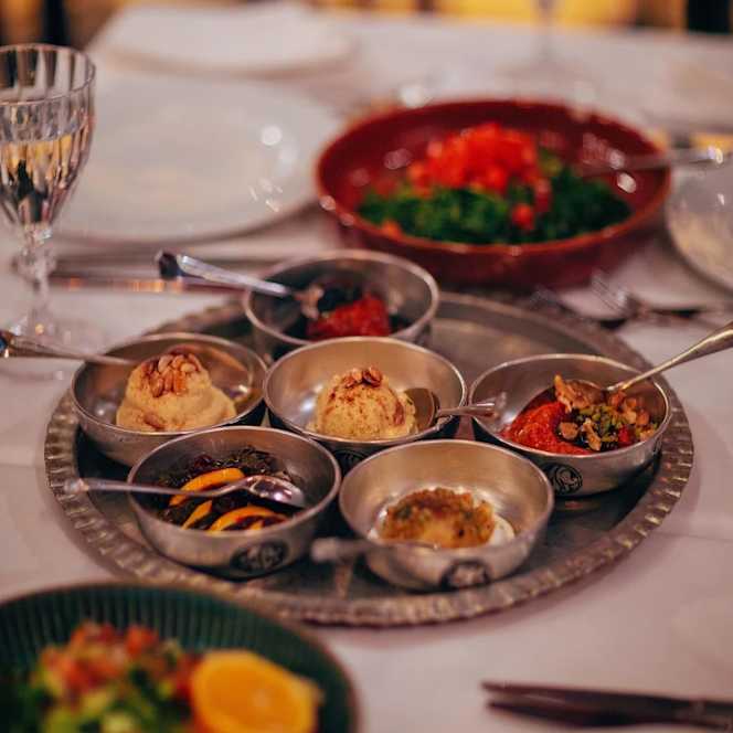 Deraliye Restaurant - 8