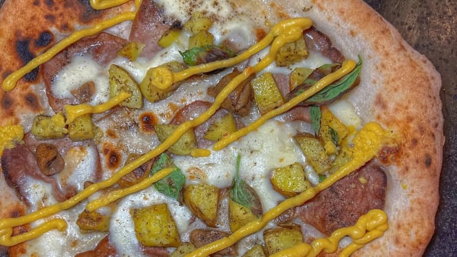 Casa Cozzolino Pizzeria e Trattoria - 9