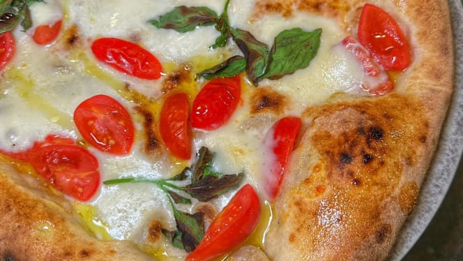 Casa Cozzolino Pizzeria e Trattoria - 2