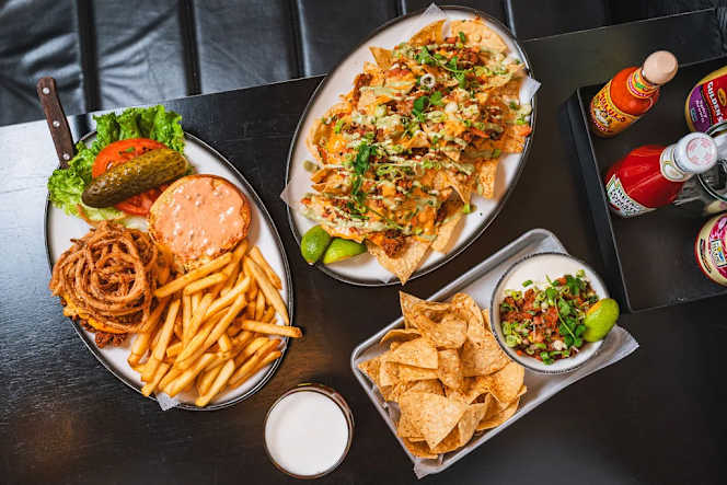 Black Tap Craft Burgers & Beer - Westfield - 5