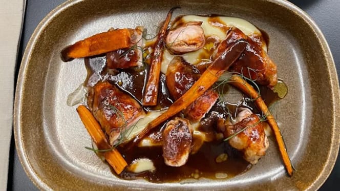 Angolo Wine Bistrot - 1