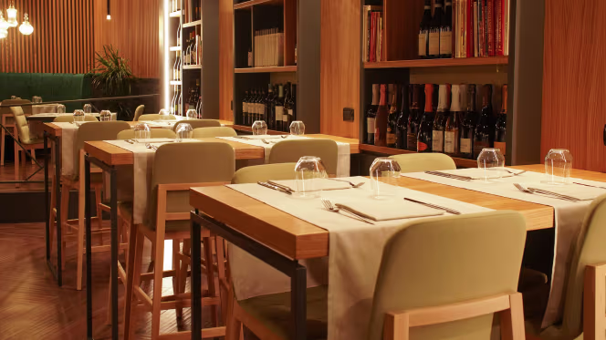 Moi Lounge Bistrot - 4
