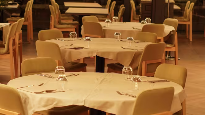 Moi Lounge Bistrot - 6