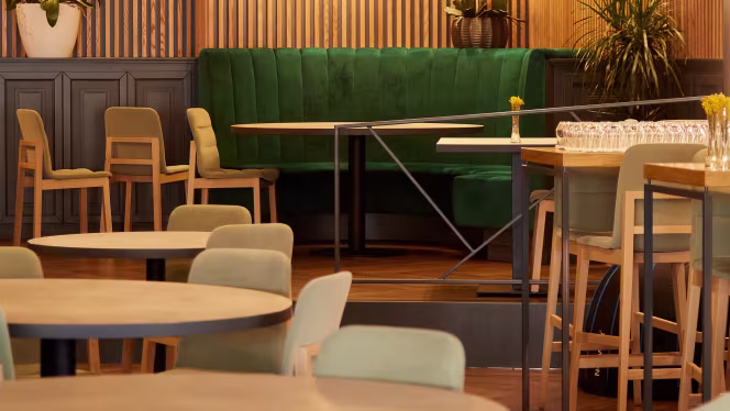 Moi Lounge Bistrot - 7