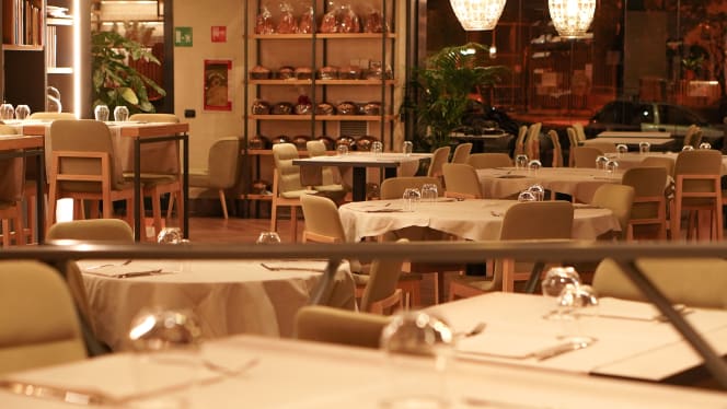 Moi Lounge Bistrot - 5