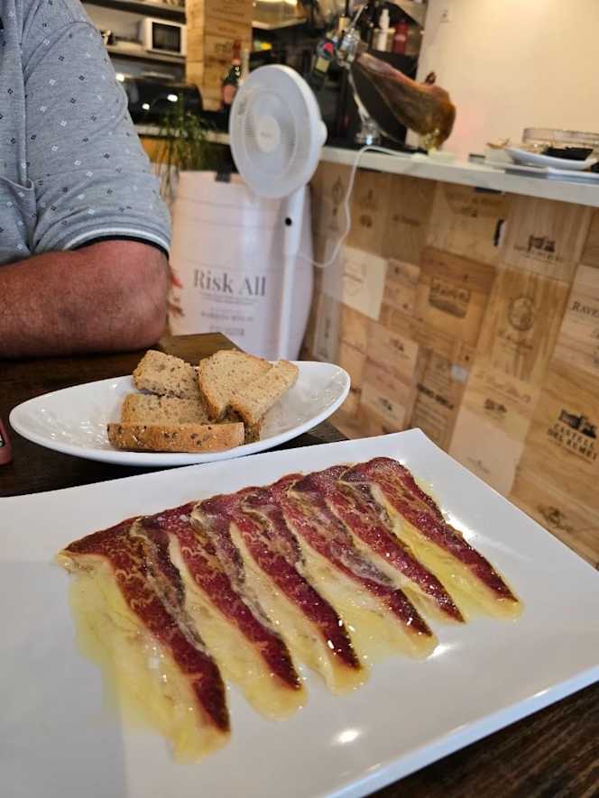 Lías Wine Bar - 3