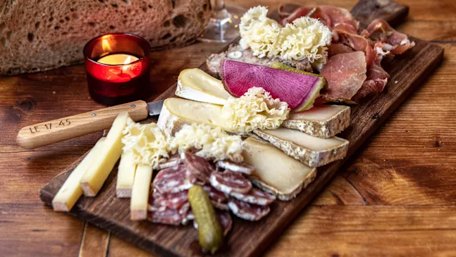 Le 17.45 Pigalle - 0