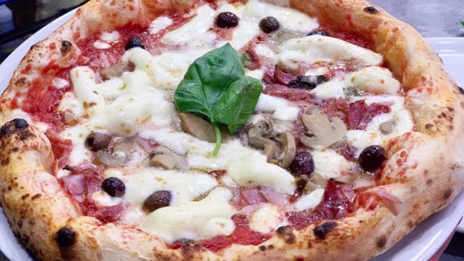 Rione Terra Pub Pizzeria - 1