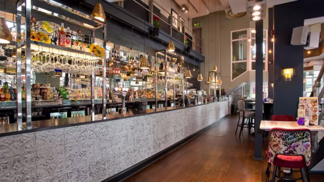 Slug and Lettuce Croydon - 2