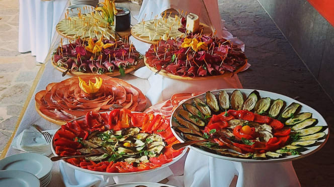 Ristorante Pizzeria Braceria Ravioleria CENERENTOLA - 9