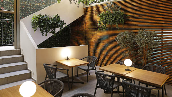 The Times Bar & Ristorante Roma - 8