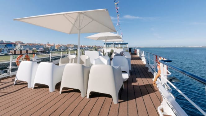 Costa Do Sal Boat Lounge - 8