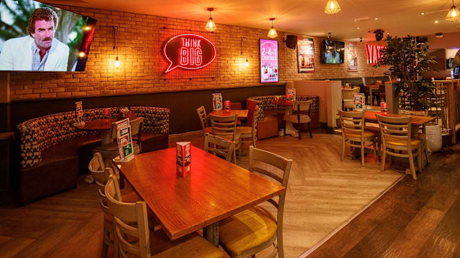 Yates Blackpool Market Street - 2