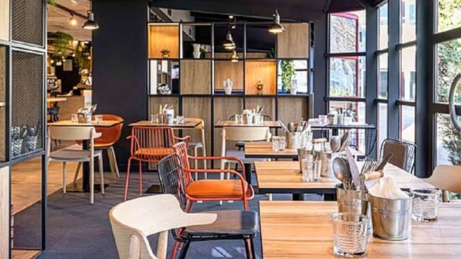 Charlie's Corner - 0