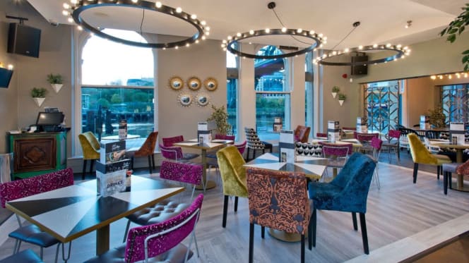 Slug and Lettuce Newcastle Quayside - 3