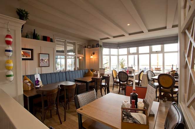 Crown Inn Sheringham - 2