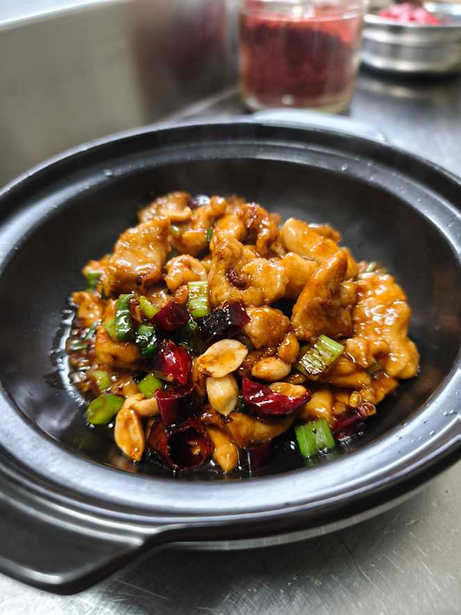 Ingers Kitchen - 3
