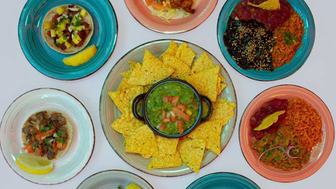 Mexicano La Taquería - 3