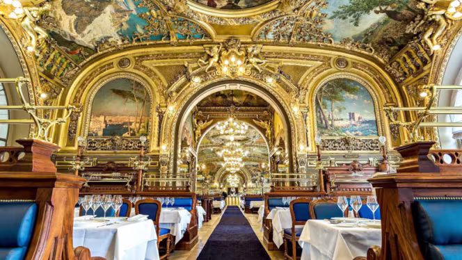 Le Train Bleu - 1