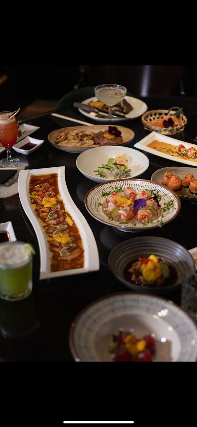Brut Sushi Bar - 2