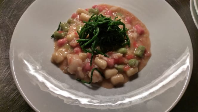 Sea Art Bar & Restaurant - 7