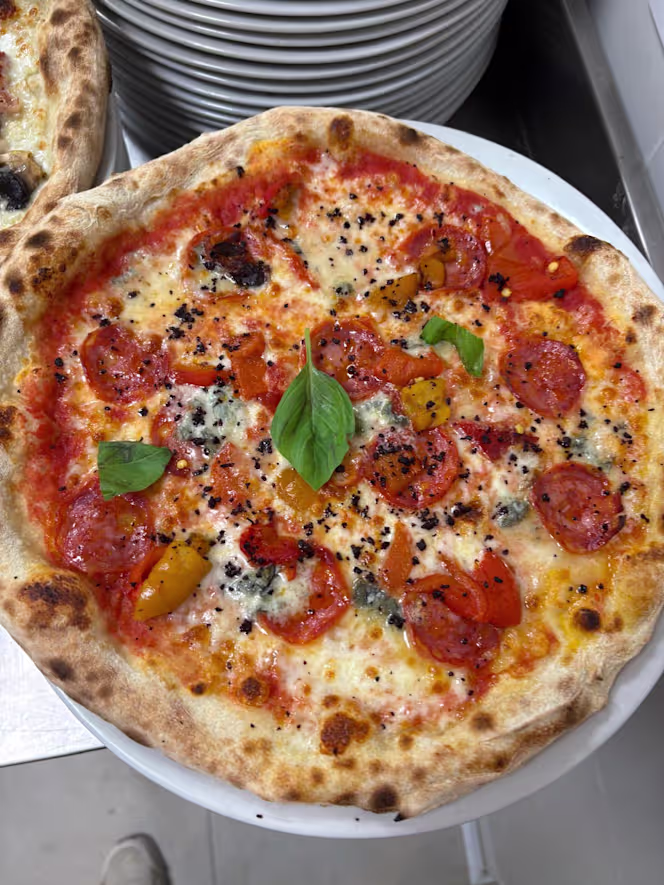 Kudos Pizzeria & Lounge - 3