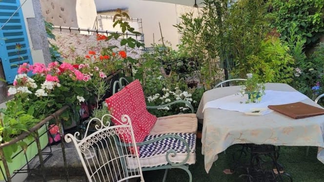 Maison Toussaint Petit Restaurant - 7