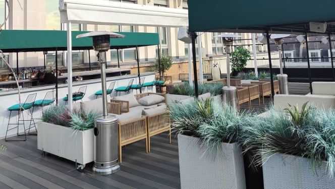 Soho Sky Terrace & The Bar - 5