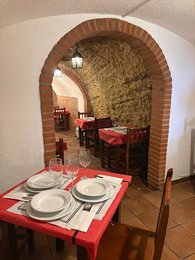Bodega Restaurante Gran reserva - 1