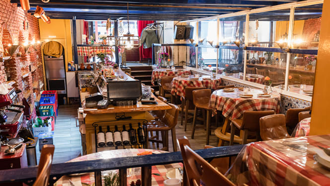 Taverna Ouzomezes - 8