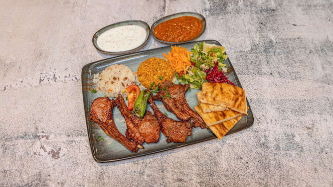 Et House - Swiss Cottage - 2