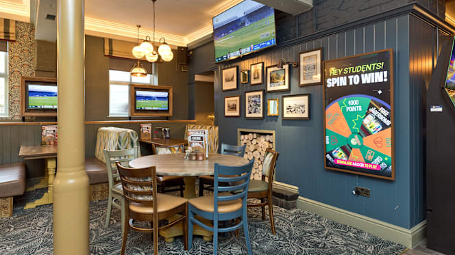 The Castle Bangor - 7