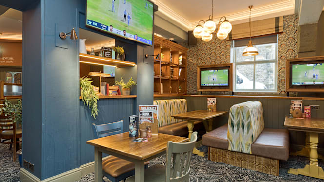 The Castle Bangor - 6