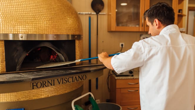 Encantus Pizzeria - 6