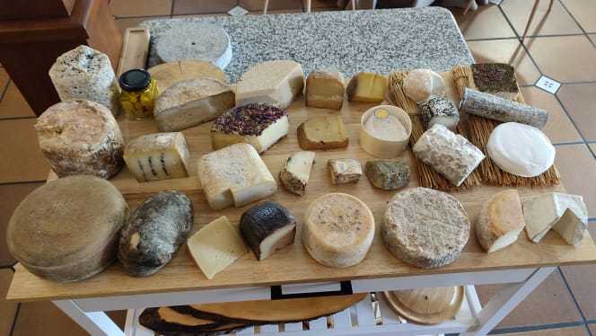 Casa Parrilla - Ventas Con Pena Aguilera - 3