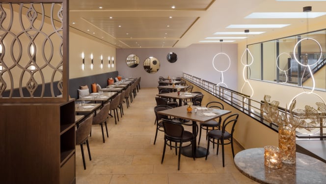 Bar & Bistro Victoria - 8