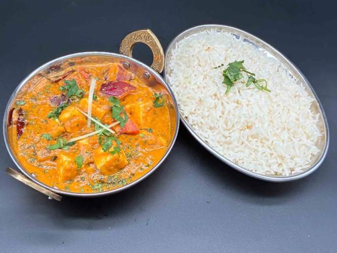 STREAT FOOD - Indian Street Food & Cafe - 3