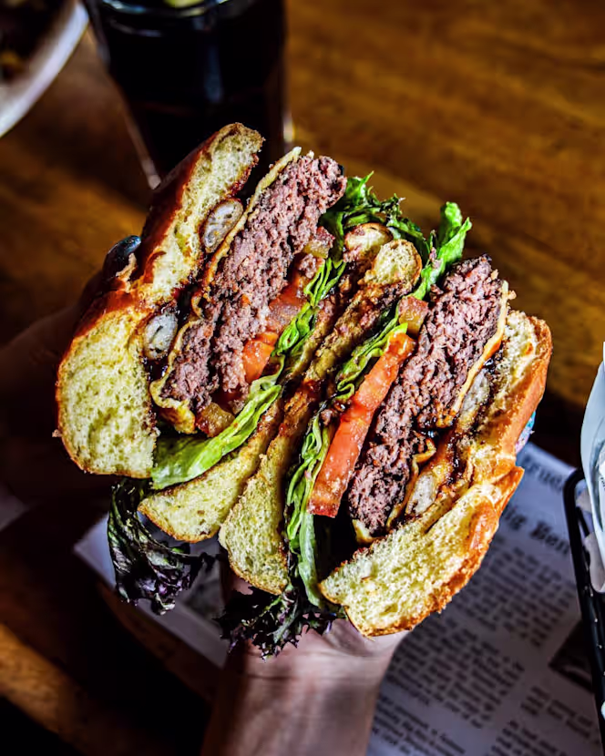L.A. Burger - 0