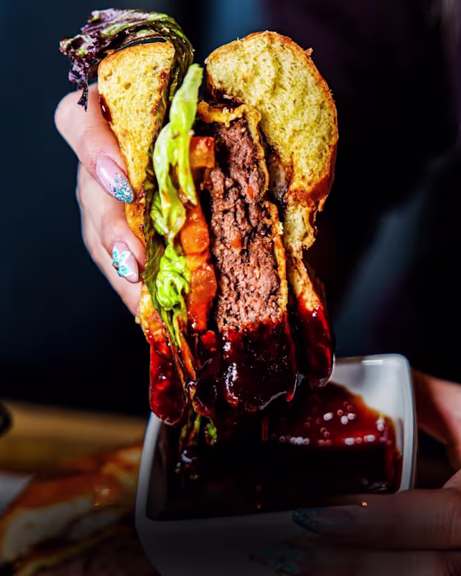 L.A. Burger - 1