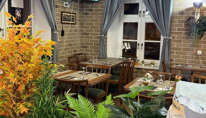 Mr. Dendi Momo Sushi & More - 5