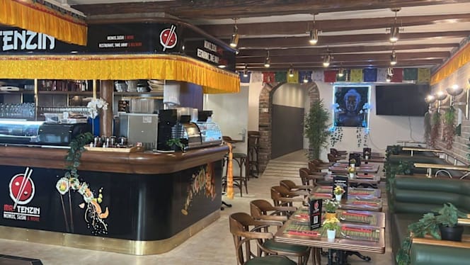 Mr. Dendi Momo Sushi & More - 3