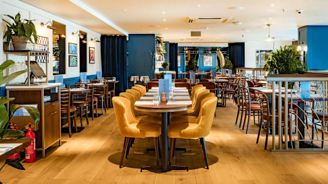 Cote Brasserie - Hay's Galleria - 3