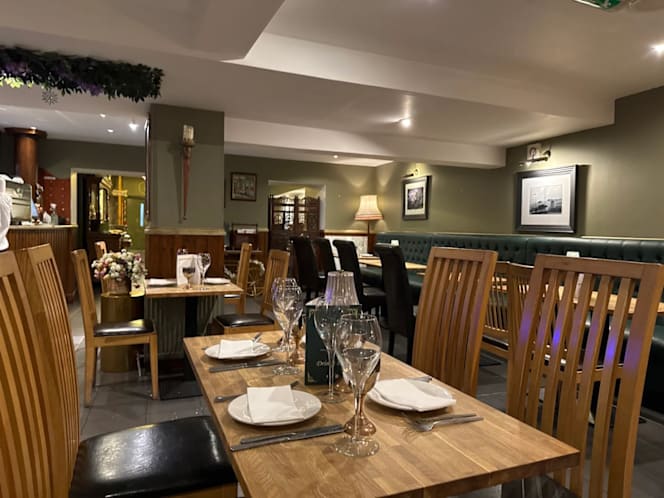 Green Gates Renfrew - 0