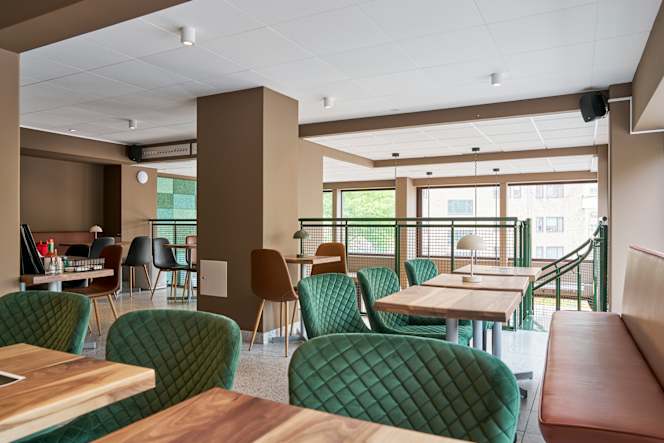 Bistro 151 - 1