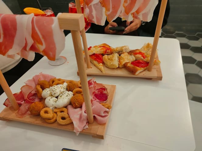 Mató Street Food - Piazza Irnerio - 0