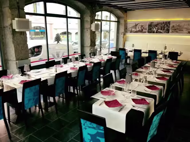 Les trois Phéniciens - Tennis Club - 6