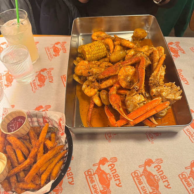 Angry Crab Shack - Soho - 2